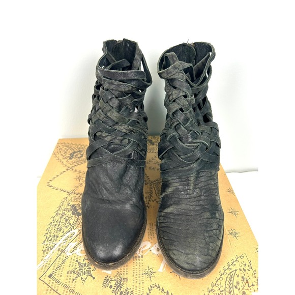 Free People Carrera Black Leather Woven Strappy Heel Ankle Booties Sz 38 US 7.5 - Picture 3 of 14